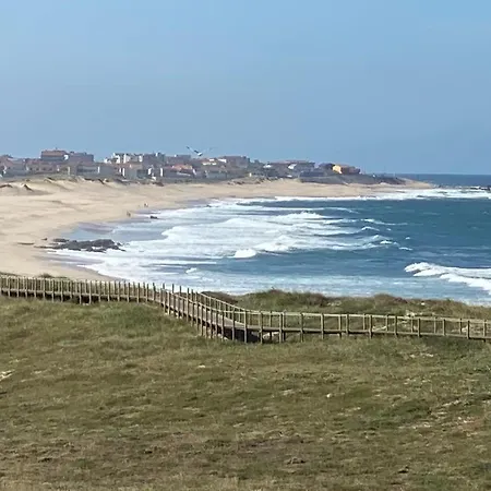 Beachfront With Sea View Appartement Azurara